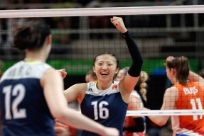 kaiyuan game-体育界离谱三连，阿贾克斯换人名单曝光、费德勒空降切尔西、黄蜂欧冠十连胜